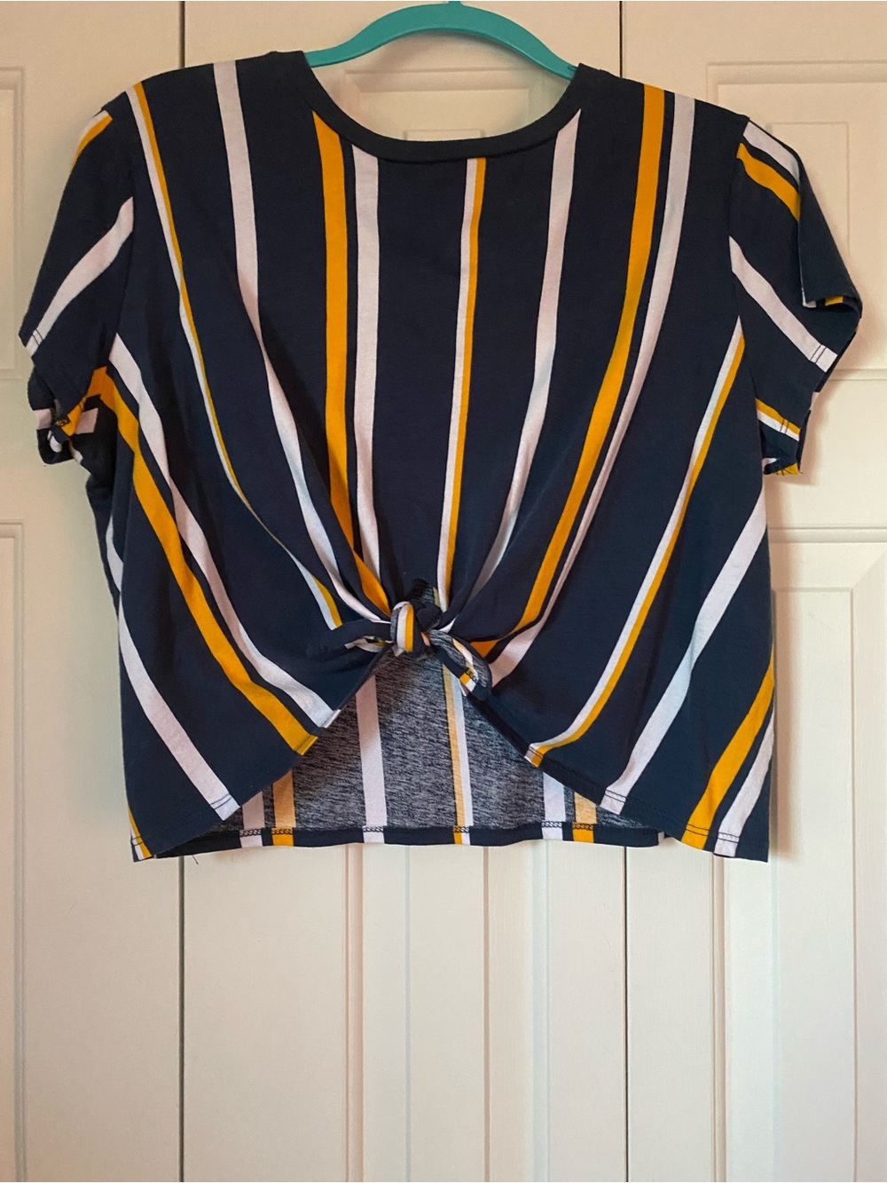Size Medium (Juniors) Polly & Esther Navy Blue Striped Tie Front Crop Top